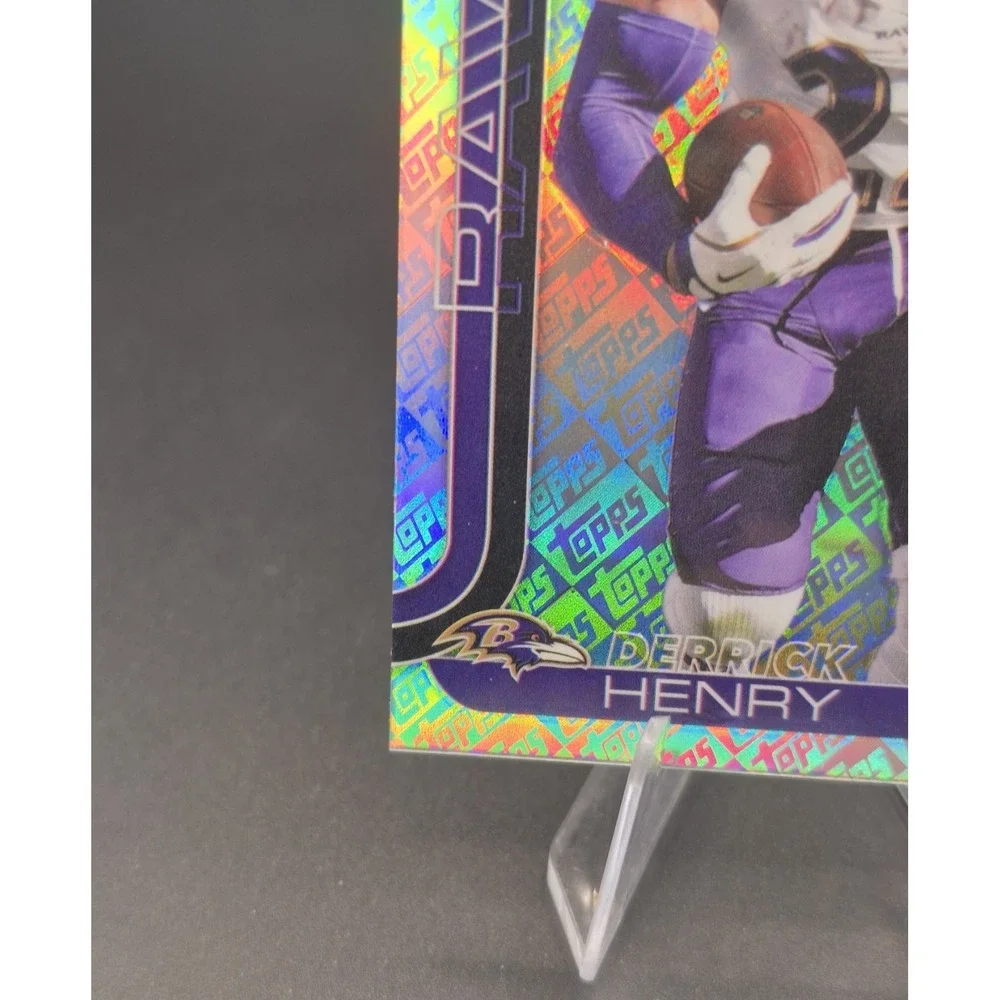 2025 Topps Chrome Derrick Henry #25 Fanatics Topps Logo Refractor SP Ravens